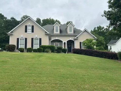 4665 Oakmont Bend Dr, Alpharetta, GA 30004