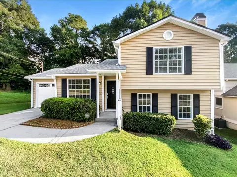 5537 Panola Pl, Lithonia, GA 30058