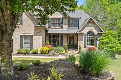5885 Wild Azalea Cv, Sugar Hill, GA 30518