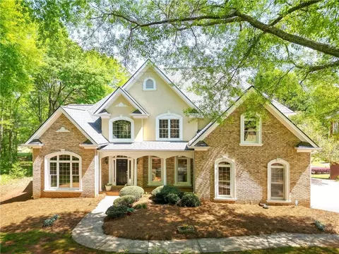 890 Providence Club Dr, Monroe, GA 30656