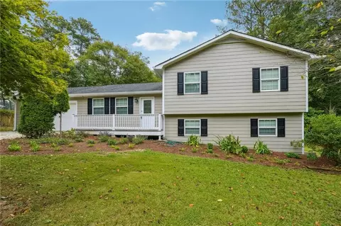 798 Bankshire Dr, Suwanee, GA 30024