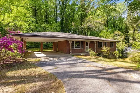 470 Hunnicutt Rd SE, Mableton, GA 30126