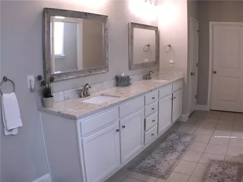 Bath - 3630 Deaton Trl, Buford, GA 30519 photo 4 of 8