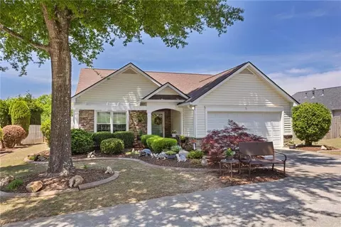 327 Stone Valley Xing, Canton, GA 30114