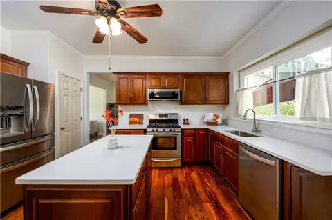 Kitchen - 3545 River Summit Trl, Duluth, GA 30097 photo 2 of 6