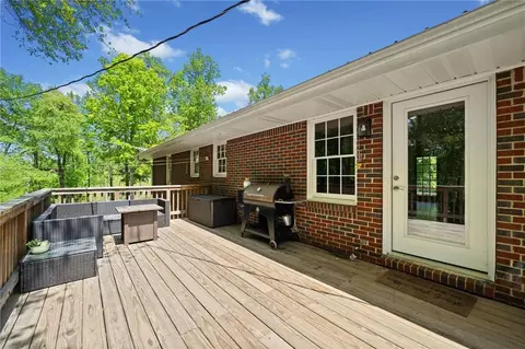 Exterior - 751 Upper Burris Rd, Canton, GA 30114 photo 12 of 20