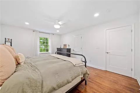 Bedroom - 751 Upper Burris Rd, Canton, GA 30114 photo 3 of 4