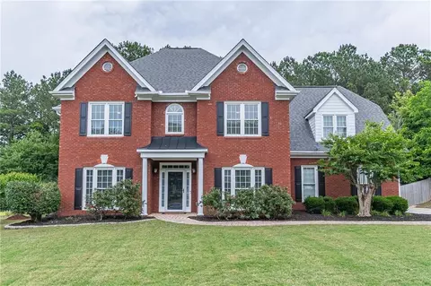 1004 Spruce Creek Ln, Lawrenceville, GA 30045