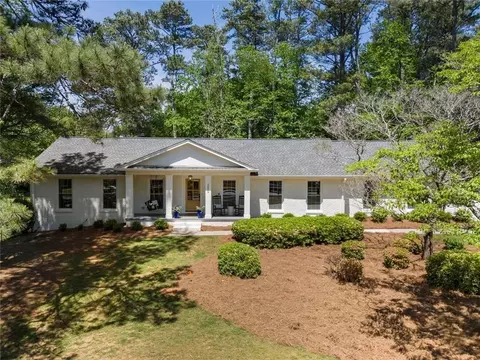 250 Hembree Rd, Roswell, GA 30075