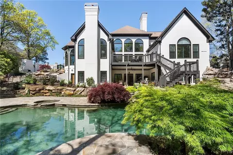 1015 Bedford Gardens Dr, Alpharetta, GA 30022