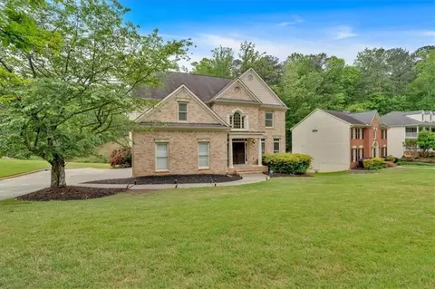 2480 Ashbourne Dr, Lawrenceville, GA 30043