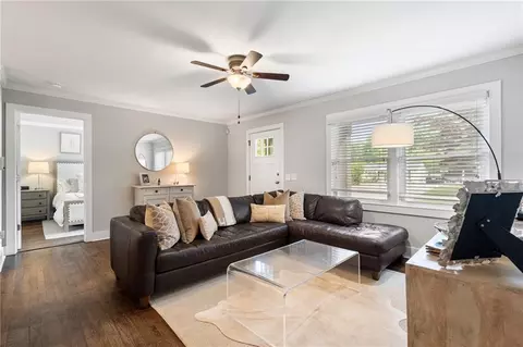 2171 Plantation Ln, Chamblee, GA 30341 photo 4