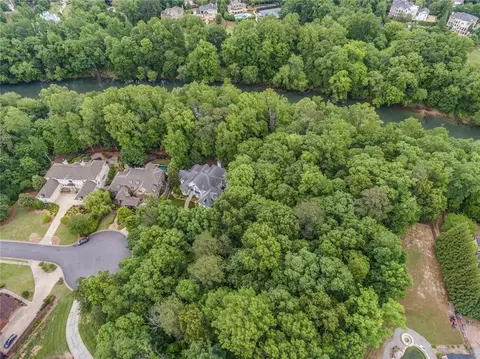 383 Caruso Ct, Atlanta, GA 30350