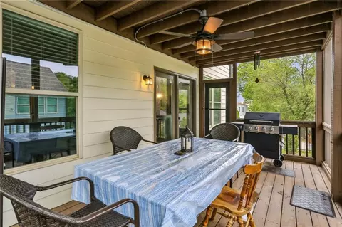 Exterior - 461 Silver St, Buford, GA 30518 photo 5 of 8