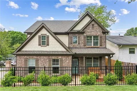 461 Silver St, Buford, GA 30518