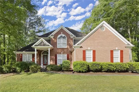 4635 Rutledge Dr, Snellville, GA 30039