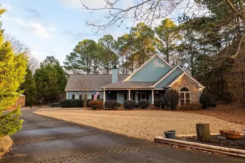 1221 Lew Dr, Monroe, GA 30655