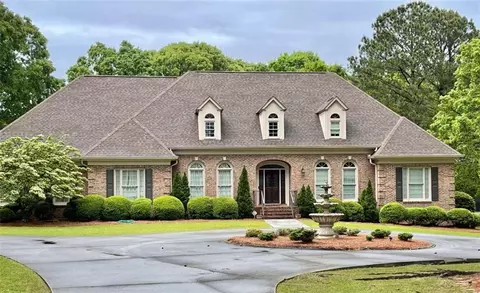 1551 Pharrs Rd, Snellville, GA 30078