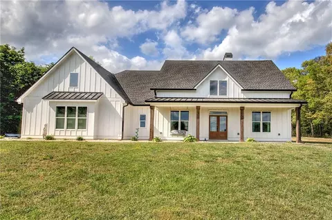 613 Nebo Rd, Dallas, GA 30157