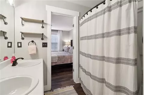 Bath - 3618 Berkeley Ct #IV-A, Duluth, GA 30096 photo 5 of 5