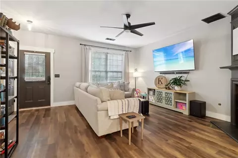 Living - 3618 Berkeley Ct #IV-A, Duluth, GA 30096 photo 1 of 1
