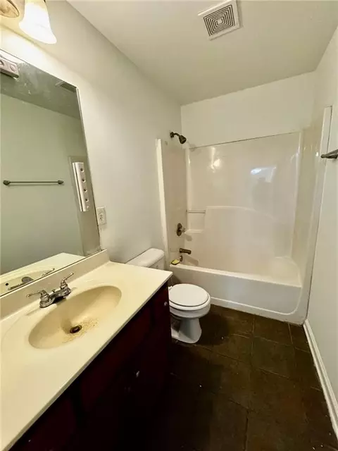 Bath - 20 Chapman Way, Covington, GA 30016 photo 4 of 4