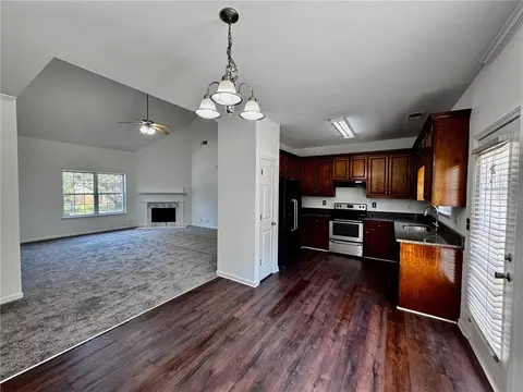 Living - 20 Chapman Way, Covington, GA 30016 photo 5 of 6
