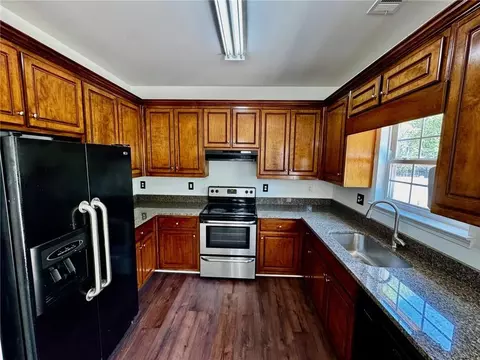 Kitchen - 20 Chapman Way, Covington, GA 30016 photo 1 of 1