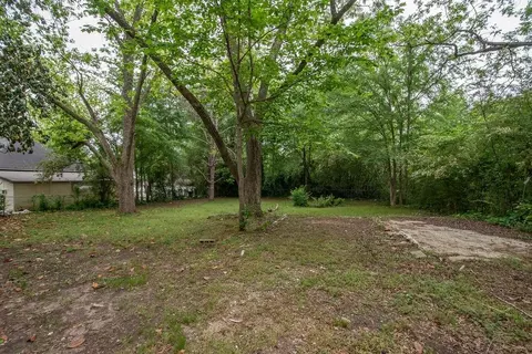 Exterior - 1402 Elm St, Lagrange, GA 30240 photo 3 of 6