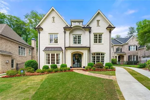 4005 N Stratford Rd NE, Atlanta, GA 30342