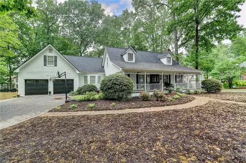 2130 Monticello Pl, Lawrenceville, GA 30043