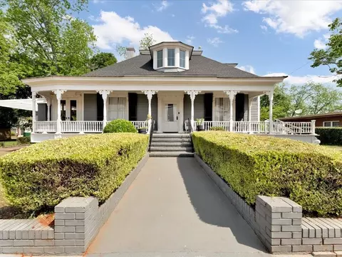 Exterior - 207 E Thompson St, Thomaston, GA 30286 photo 15 of 17