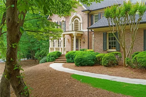 1100 Kensington Ct, Johns Creek, GA 30022