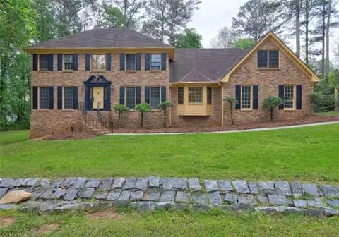 5621 Wildwood Trl, Lithonia, GA 30038