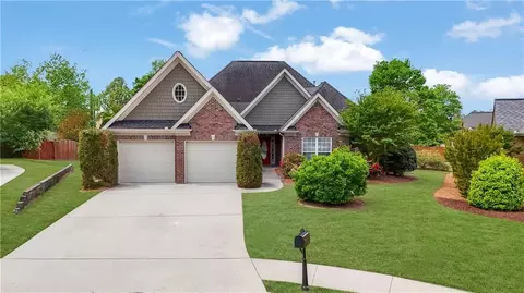 3425 Sweet Basil Ln, Loganville, GA 30052