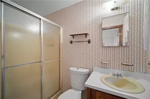 Bath - 110 Otelia Ln, Covington, GA 30014 photo 2 of 2