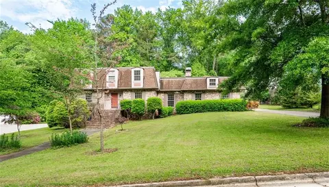 620 Shannon Green Cir SW, Mableton, GA 30126