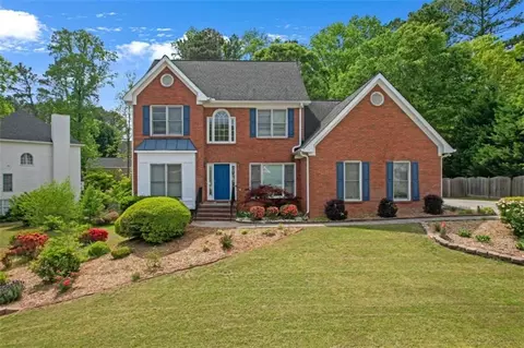 1665 Little Lisa Ln, Snellville, GA 30078