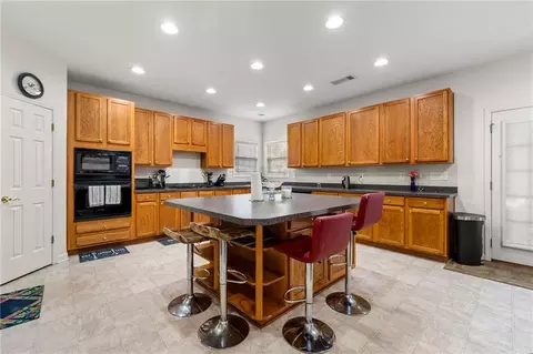 Kitchen - 10 Bunker Lane St, Covington, GA 30014 photo 2 of 2