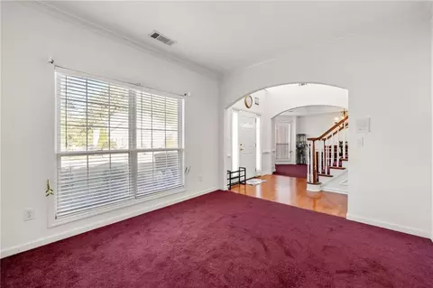 Living - 10 Bunker Lane St, Covington, GA 30014 photo 2 of 3