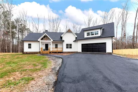 2710 Castleberry Bridge Rd, Dawsonville, GA 30534