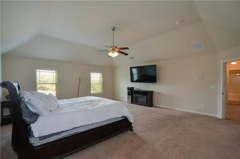 Bedroom - 6816 Diamond Dr, Rex, GA 30273 photo 3 of 7