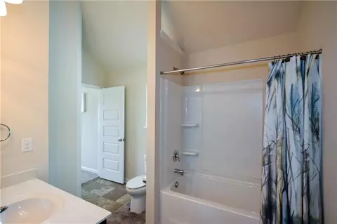 Bath - 6816 Diamond Dr, Rex, GA 30273 photo 2 of 2