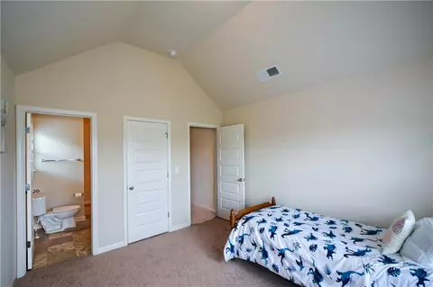 Bedroom - 6816 Diamond Dr, Rex, GA 30273 photo 7 of 7