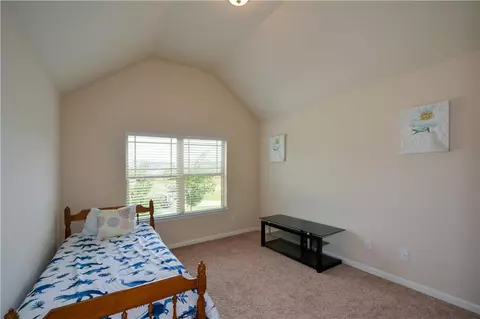 Bedroom - 6816 Diamond Dr, Rex, GA 30273 photo 6 of 7