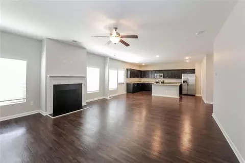 Living - 89 Citadel Dr, Hampton, GA 30228 photo 1 of 2
