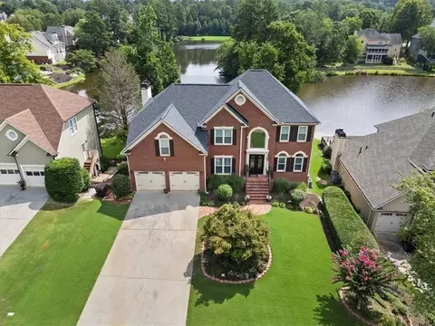2436 Camden Lake Vw NW, Acworth, GA 30101
