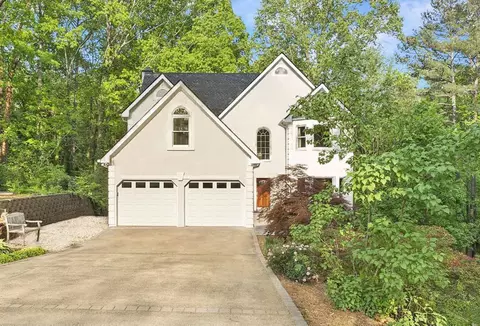 601 Ashley Forest Dr NW, Acworth, GA 30102