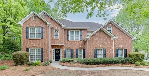 1182 Little Hawk Pl, Lawrenceville, GA 30043