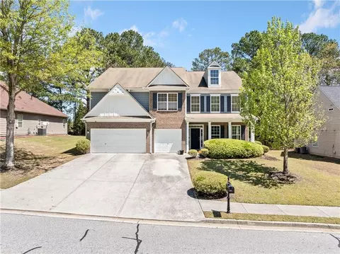 1657 Preserve Park Dr, Loganville, GA 30052